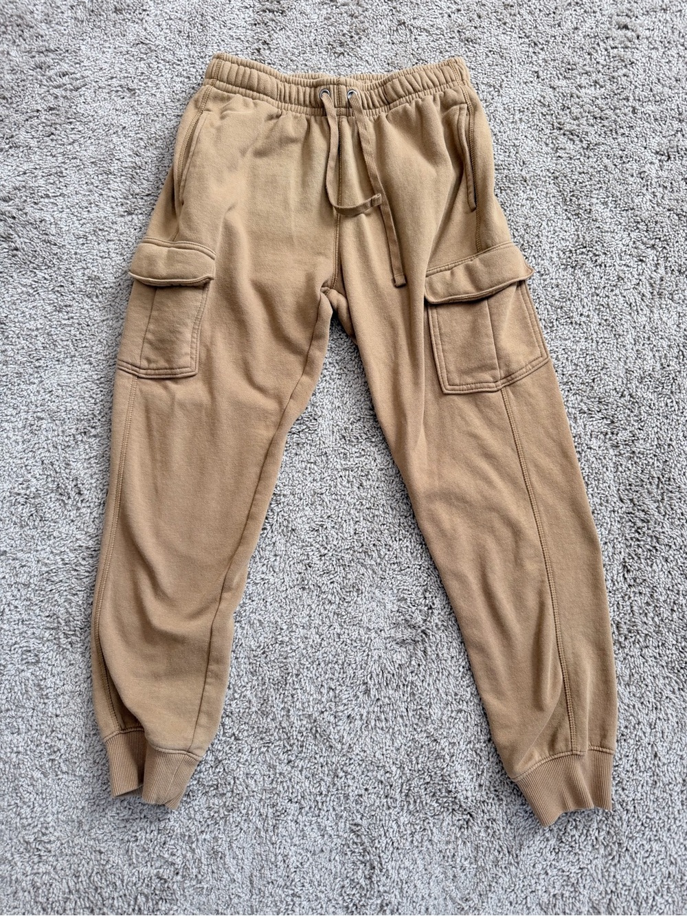 Goodfellow Cargo Pocket Joggers in Camel